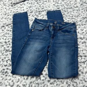 Blue skinny jeans